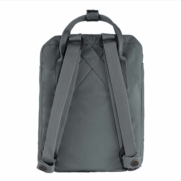 Fjallraven Kånken Backpack in Charcoal Gray